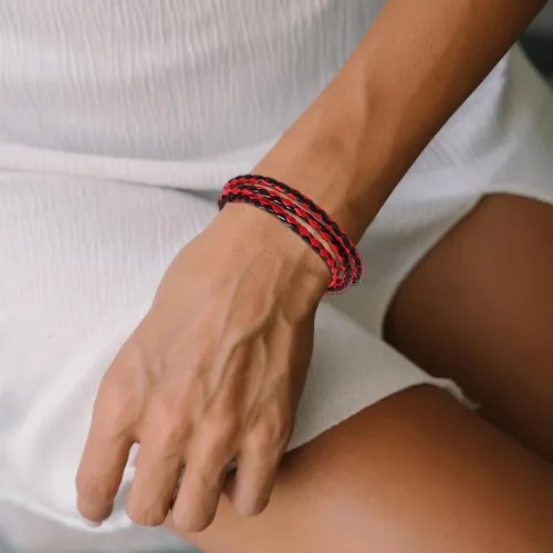 Vista 4 de Long tiantian Pulsera trenzada multicolor de doble envoltura, pulsera de cuero con cierre de acero inoxidable, pulsera de cuerda de cuero