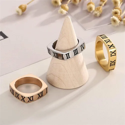 Vista 6 de Elefezar Anillo cuadrado de acero inoxidable chapado en oro de 18 quilates anillo de promesa apilable regalo para ella
