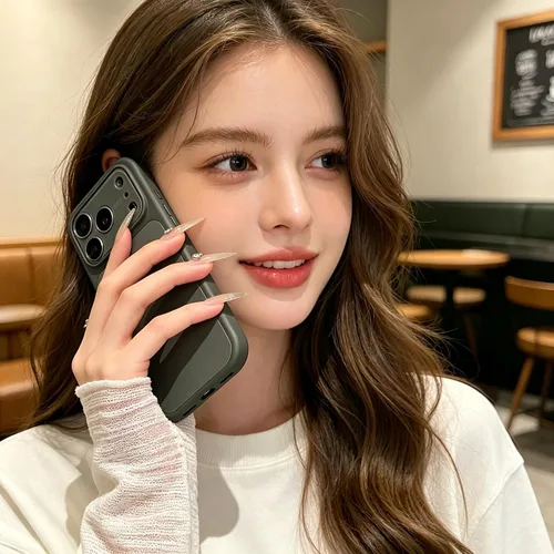 Vista 8 de Funda de silicona líquida para iPhone 17 Pro Max equipada con película protectora de lente, anticolisión suave al tacto y resistente a las manchas