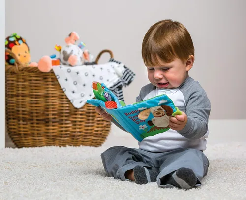 Vista 3 de Taggies Touch & Feel - Libro de tela suave con papel arrugado y chirriante, Buddy Dog