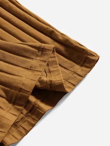 Vista 4 de SheIn Vestido corto sin mangas de punto acanalado liso para mujer, 2 piezas
