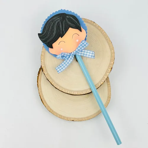 Vista 7 de Adorno para lapiz hecho a mano, adorno para lapiz de motivo de niño, aplique en goma eva para lapiz. adorno de niño para lapiz, adorable diseño