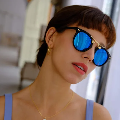 Vista 4 de LEMON GRASS Gafas de sol para mujer, estilo vintage, retro, redondas, espejadas, con borde con cuernos
