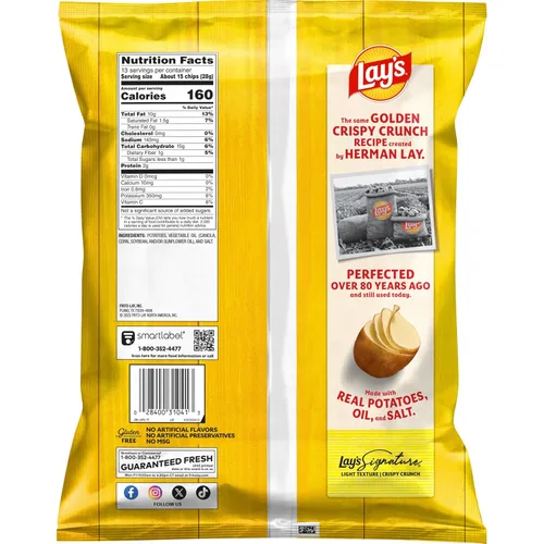 Vista 2 de Lay's Papas Fritas Clásicas, Papas Fritas Sin Gluten, Tamaño de Fiesta, Bolsa de 13 oz