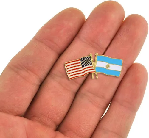 Vista 93 de PinMart Pin de solapa esmaltado con bandera de la amistad cruzada de Estados Unidos y el mundo