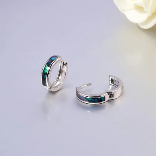 Vista 143 de CiNily Aretes Huggie de ópalo con bisagras, chapados en oro, hipoalergénicos, pequeños aretes de aro para mujeres, adolescentes, niñas, hombres