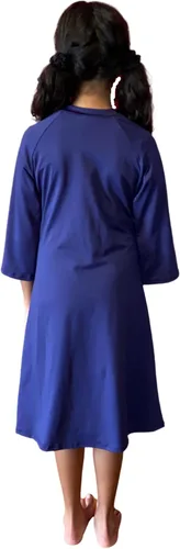Vista 2 de Vestido de natación para niñas con protección solar UPF 50+, manga 34, vestido de traje de baño activo de alto rendimiento, traje de baño modesto