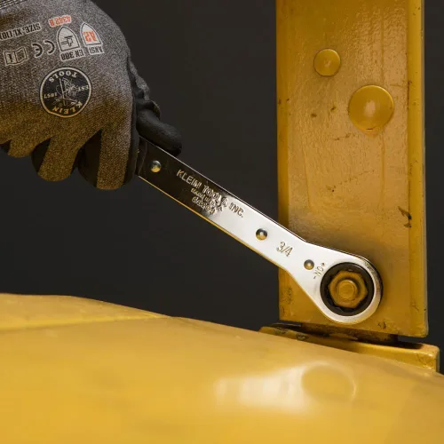 Vista 9 de KLEIN TOOLS 68221 SAE Juego de llaves de caja de trinquete, 5 piezas, 10 tamaños, fabricadas en Estados Unidos
