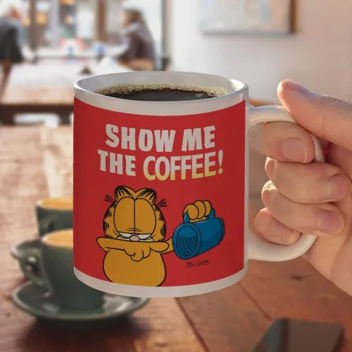Vista 4 de Garfield Show me the Coffee! Taza de café de cerámica, tazas de regalo novedosas para café, té y bebidas calientes, 11 onzas, color blanco