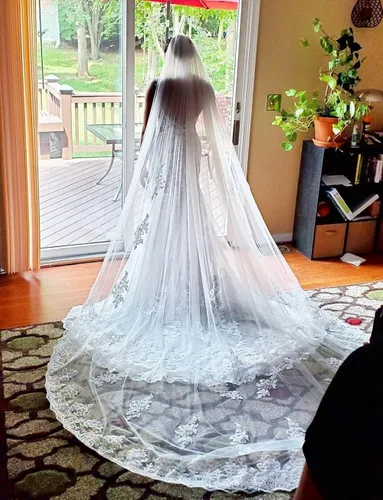 Vista 4 de EllieHouse Cathedral 1 Tier Sequin Lace Wedding Bridal Veil With Comb L81