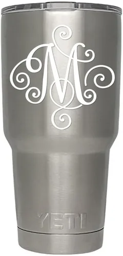 Vista 36 de Monograma, Calcomanía troquelada/Adhesivo. Haga clic para opciones de color/letra. Disponible en cuatro colores y todas las letras de la A hasta