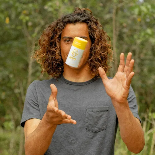 Vista 6 de Hume Supernatural Coconut Coast - Desodorante sin aluminio para mujeres y hombres, seguro para pieles sensibles, probióticos, a base de plantas, sin
