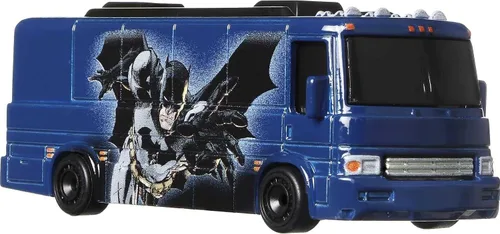 Vista 3 de Hot Wheels Autobús turístico de cultura pop, vehículo a escala 1:64 para niños de 3 años en adelante y coleccionistas de autos de juguete clásicos