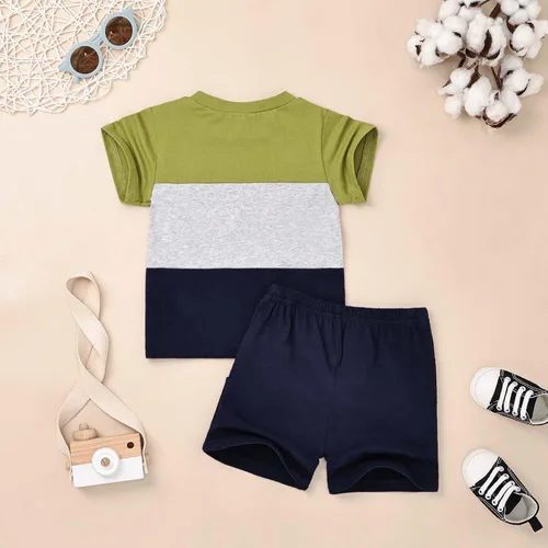 Vista 3 de DOMOABEI Ropa para bebé niño pequeño, trajes de verano de manga corta, camiseta de retazos, pantalón con bolsillo, conjunto de ropa para niños de 12