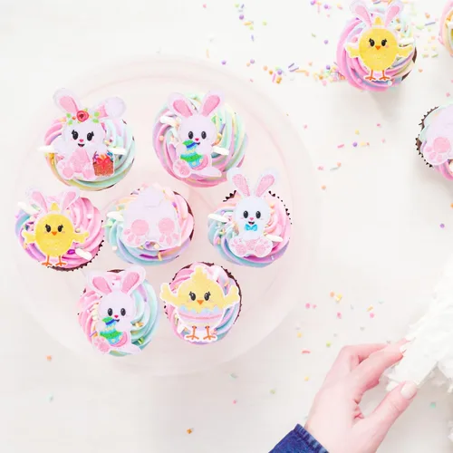 Vista 6 de Gyufise Paquete de 24 adornos para cupcakes de Pascua con diseño de conejo, conejo, huevo, pollo, cupcakes, temática de Pascua, baby shower, niños