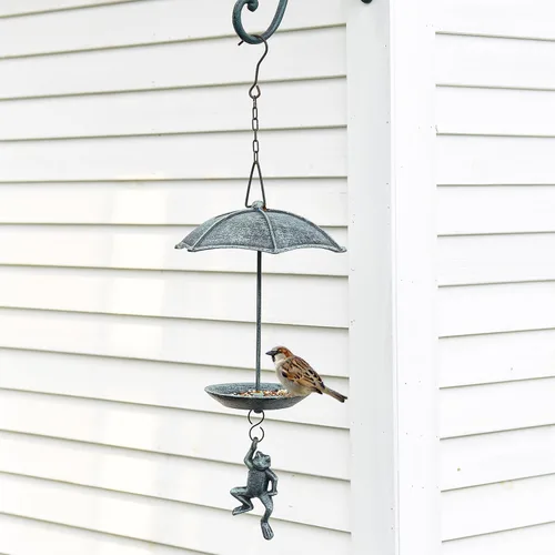 Vista 3 de Sungmor Comedero decorativo colgante para pájaros, baño de pájaros de hierro fundido impermeable, diseño único de paracaidismo de rana verde