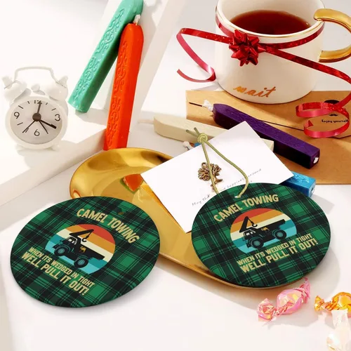 Vista 6 de Camel Towing When It's Wedged in Tight We'll Pull It Out Christmas Tree Hanging Ceramic Round Christmas Ornaments Home Decor Indoor Outdoor