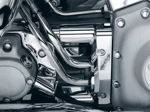 Vista 2 de Kuryakyn 8204 Accesorio de acento de motocicleta: línea de aceite de lujo para motocicletas Harley-Davidson Softail 2000-06, cromo