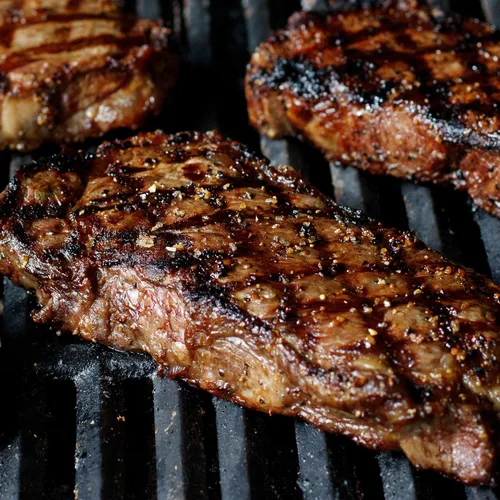 Vista 3 de Especias McCormick Grill Mates, paquete variado para asado diario (carne de Montreal, pollo Montreal, ajo asado y hierbas, hamburguesa), 4