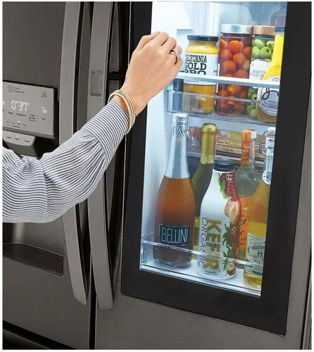 Vista 8 de Refrigerador inteligente de profundidad InstaView™ Door-in-Door® habilitado para wi-fi de 24 pies cúbicos con máquina Craft Ice™