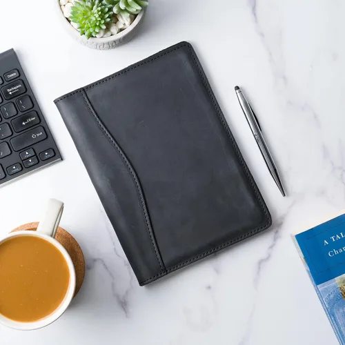 Vista 4 de PEGAI Padfolio de cuero 100% hecho a mano, organizador de bloc de notas jurídicas para negocios, escuela, oficina, conferencias, resistente, piel