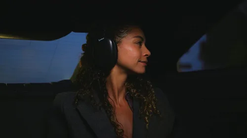 Vista 4 de The Voice Hollywood - Auriculares inalámbricos con Bluetooth y micrófono integrado, sonido HD Ultra Max, diadema ajustable con copas sobre
