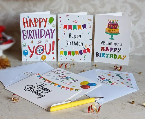 Vista 9 de 100 tarjetas de feliz cumpleaños a granel, surtido grande de 5 x 7 pulgadas, con sobres, calcomanías y saludos simples en el interior para oficina