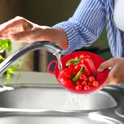 Vista 8 de Meadow Lane - Colador pequeño de 6 pulgadas, libre de BPA, apto para lavavajillas, con asas dobles, escurridor compacto de alimentos para bayas