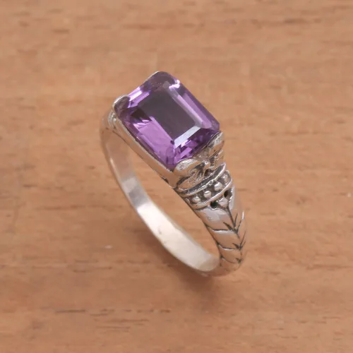 Vista 6 de NOVICA Anillo de plata de ley 925 con amatista, Padang Galak Beauty