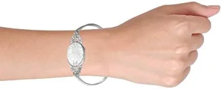 Vista 7 de Pulsera personalizada estilo vintage grabada con medallón que sostiene foto para mujer plata de ley