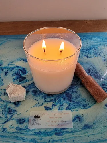 Vista 5 de Loco Coco Soy Candle Pineapple Mango Coconut (wood wick, 4 oz)