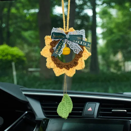 Vista 8 de Colgante de cactus de ganchillo para espejo retrovisor de automóvil, plantas peludas, adorno colgante para decoración del interior del automóvil