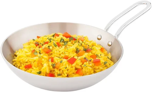 Vista 4 de Restaurantware Mini sartén de 4 pulgadas, 1 sartén redonda para huevos, con asa, acero inoxidable, cobre, resistente a las manchas, apta