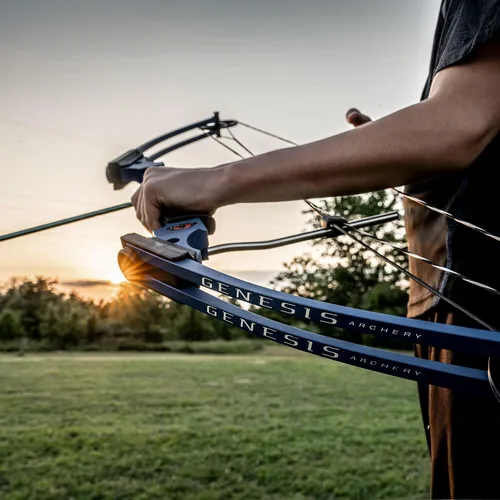 Vista 7 de Genesis Original Compound Bow & Arrow Kit - Adjustable Compound Bow for All Skill Levels Púrpura