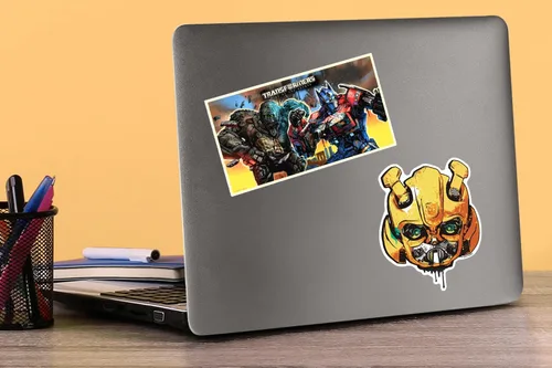 Vista 5 de Transformers: Rise of The Beasts - Paquete variado de calcomanías de vinilo grandes de lujo, diseños de autobots, máximos y terrorcons, laptop