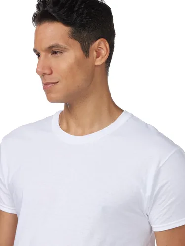 Vista 3 de Hanes Men's Cotton, Moisture-Wicking Crew Tee Undershirts, 3-Pack