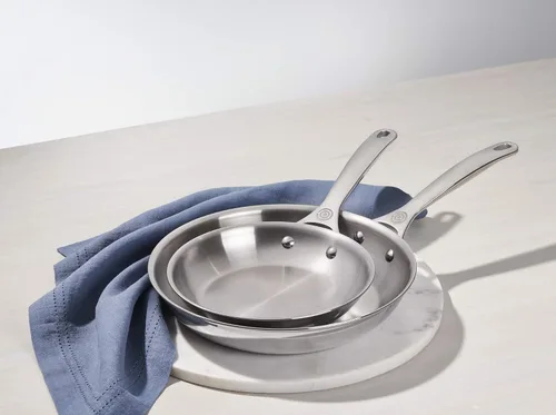 Vista 3 de Le Creuset Juego de sartenes de acero inoxidable de tres capas, 2 piezas