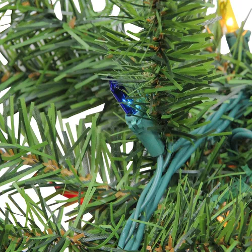 Vista 2 de Guirnalda de Navidad artificial de pino canadiense preiluminada, 9 x 8 pulgadas, múltiples luces
