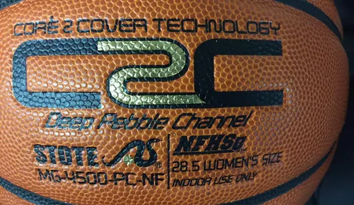 Vista 2 de The Rock Balones de baloncesto oficiales de cuero compuesto de 28.5 pulgadas para mujer, diseño exclusivo patentado único de canal de guijarros
