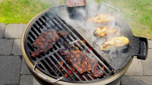 Vista 6 de Cuisinart CHA-830 Cleanburn Plancha y Parrilla Fire Pit, Hierro Fundido Pre-Sazonado
