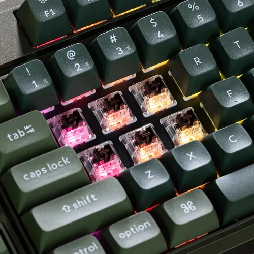 Vista 7 de Keychron Q3 Pro SE Teclado mecánico inalámbrico personalizado, diseño QMKVIA programable TKL BluetoothRGB con cable con interruptor marrón Keychron