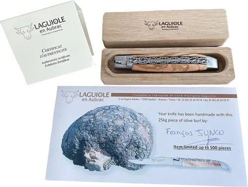Vista 8 de Laguiole en Aubrac - Cuchillo de bolsillo plegable hecho a mano, edición limitada, 4.8 pulgadas (4.7 in), mango de madera de olivo, abeja especial