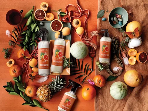 Vista 8 de Caldrea Limpiador en Spray para Encimeras Multisuperficie, Hecho con Extracto de Proteína Vegetal, Aroma Tangelo Palm Frond, 16 Oz
