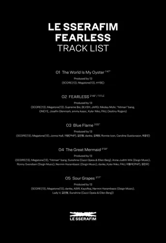 Vista 7 de SOURCE MUSIC [YES24 PREORDER] LE SSERAFIM - Álbum FEARLESS (1er Mini)+Beneficio de Pre-Pedido+Póster Plegado (ver al azar), 7.480 x 10.197 x 0.472 in