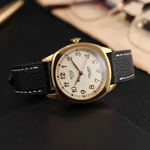 Vista 3 de KUOE Royal Smith 90-008 Gold, 34mm Automatic Watch with 2 Leather Bands