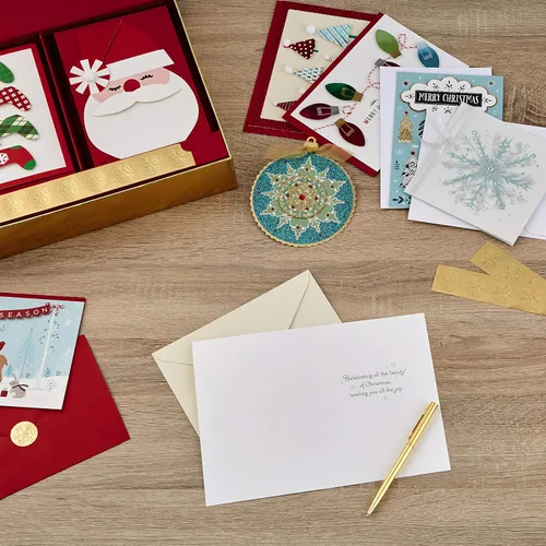 Vista 3 de Hallmark Surtido de tarjetas de Navidad hechas a mano en caja y surtido de tarjetas de Navidad hechas a mano