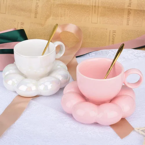 Vista 3 de Taza de café de flores, juego de taza de café y platillo de cerámica con nube, bonita taza con cuchara de flores, taza de té Kawaii con plato