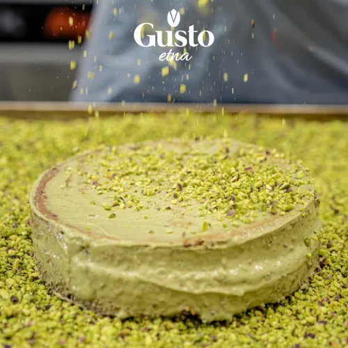Vista 5 de Pistachos picados, 8.8 oz (250 g), Pistachos crudos sin sal, picados Pistachos para helados, Gusto Etna, sin OMG, Producto de Italia