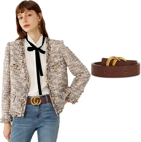 Vista 229 de Cinturón de cuero clásico con hebilla de metal para mujer con vestido de jeans