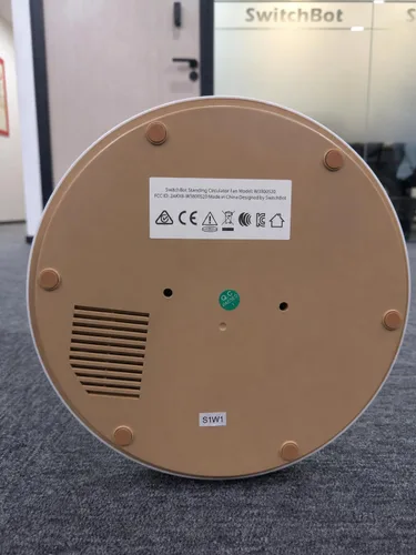 Vista 7 de SwitchBot Ventilador de pedestal inteligente, ventilador oscilante recargable para dormitorio, con cable e inalámbrico, ventilador de piso